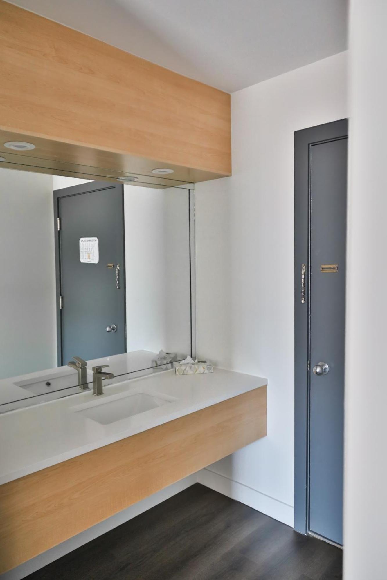Motel Mascouche エクステリア 写真